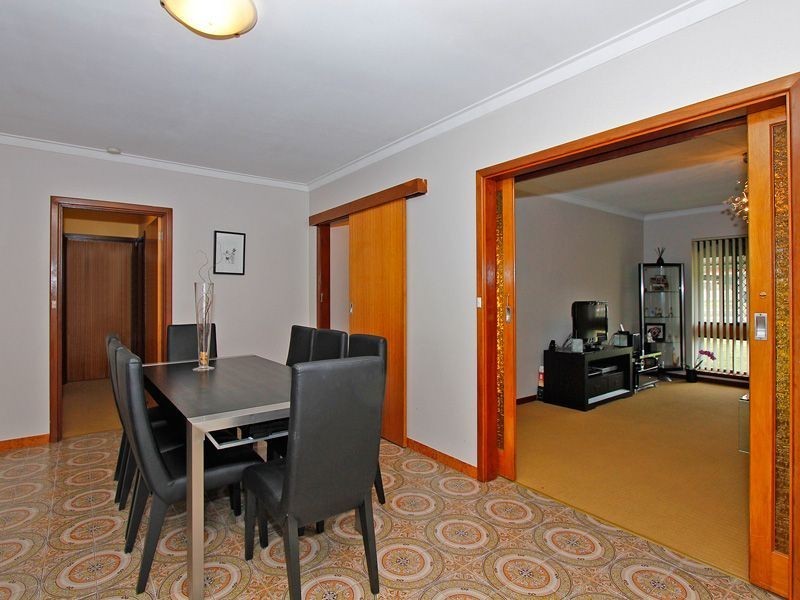 76 Winterfold Road, Samson WA 6163