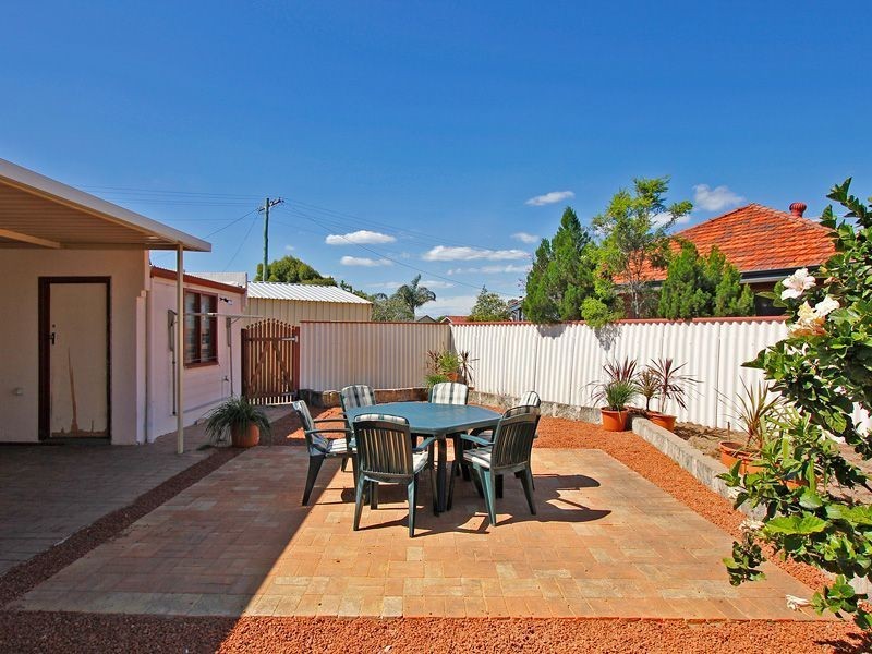 41 Worley Street, Willagee WA 6156