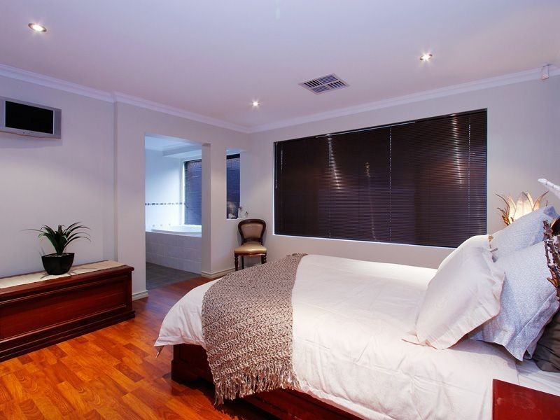 14 Brindabella Avenue, Aubin Grove WA 6164