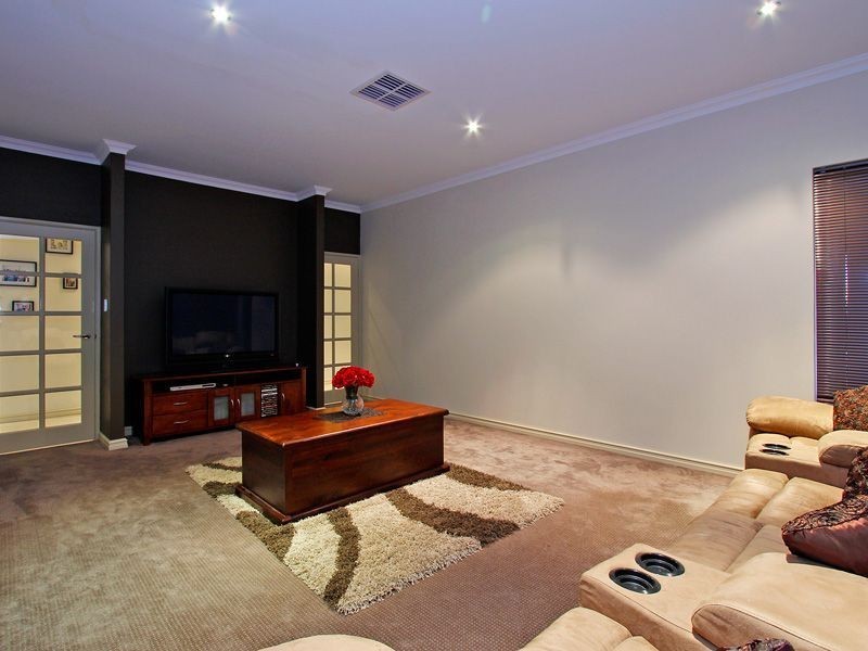 14 Brindabella Avenue, Aubin Grove WA 6164