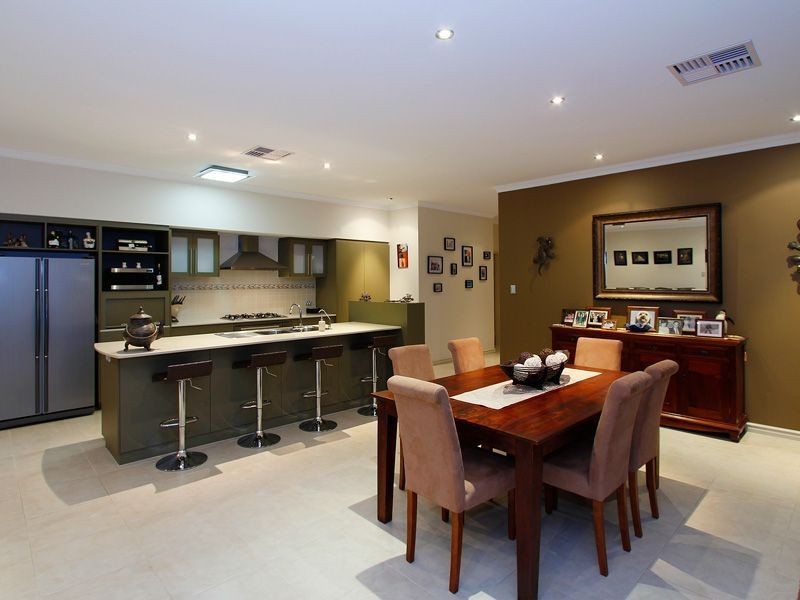 14 Brindabella Avenue, Aubin Grove WA 6164