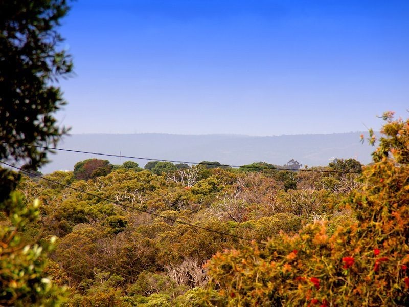 9 Yates Court, North Lake WA 6163