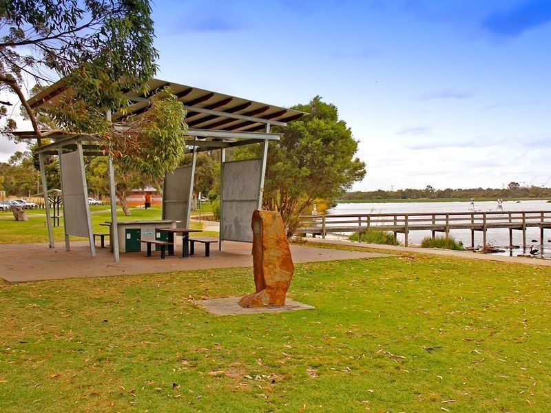 9 Yates Court, North Lake WA 6163