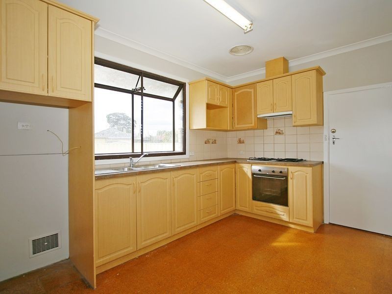 10 Perdita Way, Coolbellup WA 6163