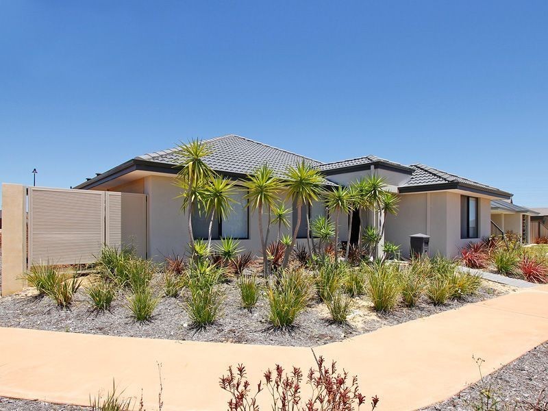 1 Teocote Crescent, Aubin Grove WA 6164