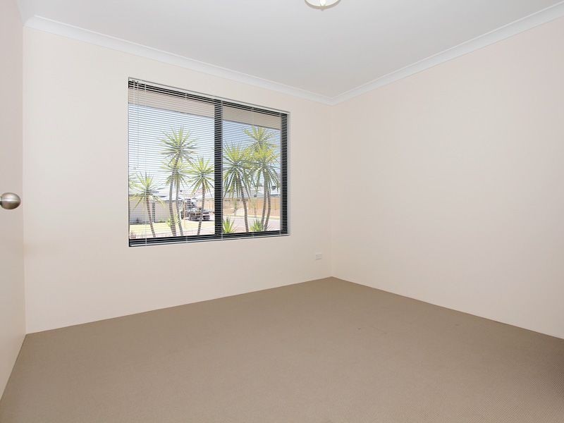 1 Teocote Crescent, Aubin Grove WA 6164
