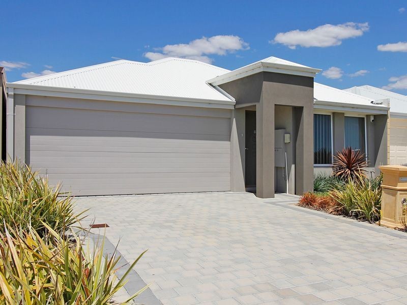 8 Pardalote Court, Beeliar WA 6164