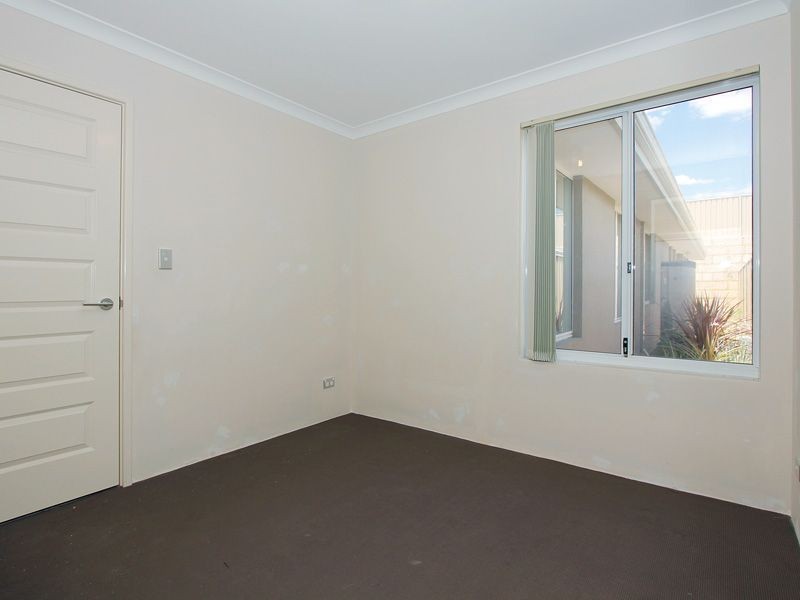8 Pardalote Court, Beeliar WA 6164