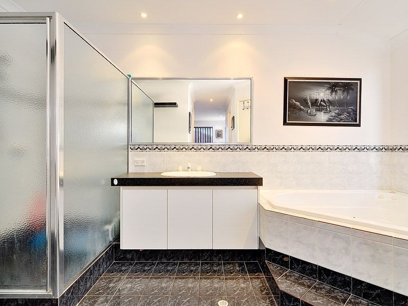 99 Aurora Drive, Atwell WA 6164