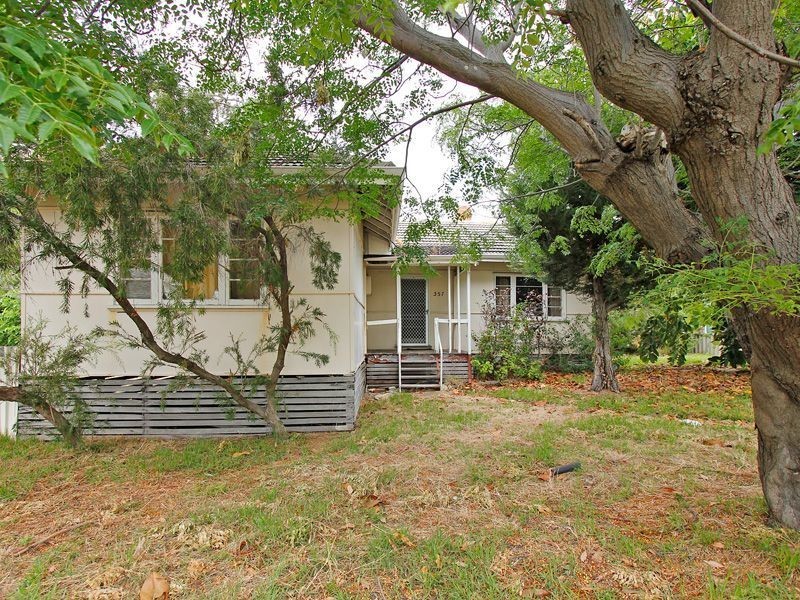 357 South Street, Hilton WA 6163