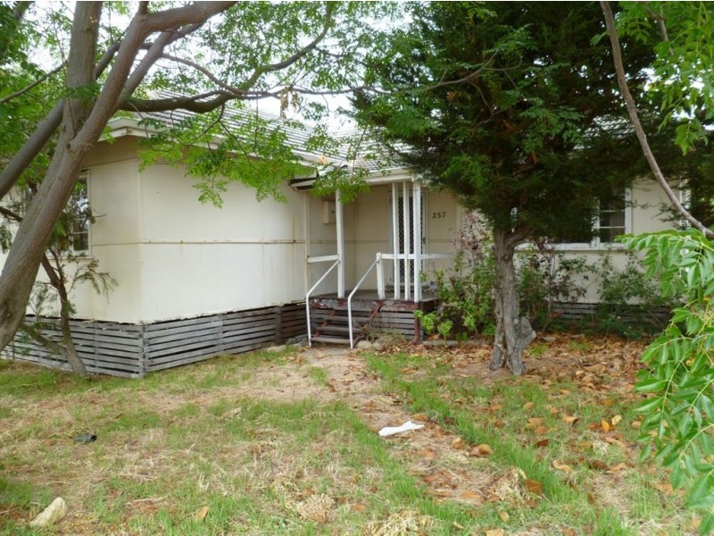 357 South Street, Hilton WA 6163
