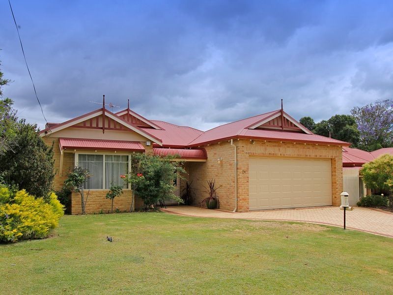 B/1 Bridges Road, Melville WA 6156