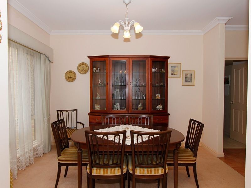 B/1 Bridges Road, Melville WA 6156