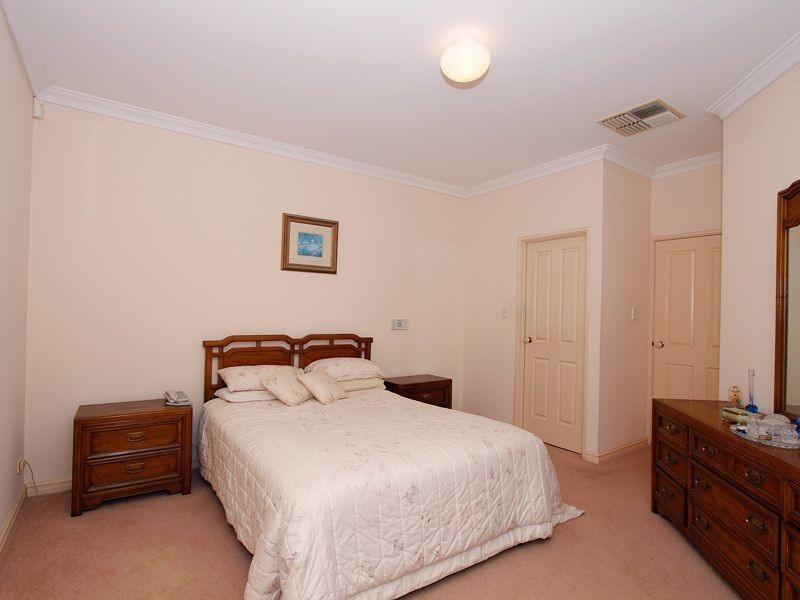 B/1 Bridges Road, Melville WA 6156