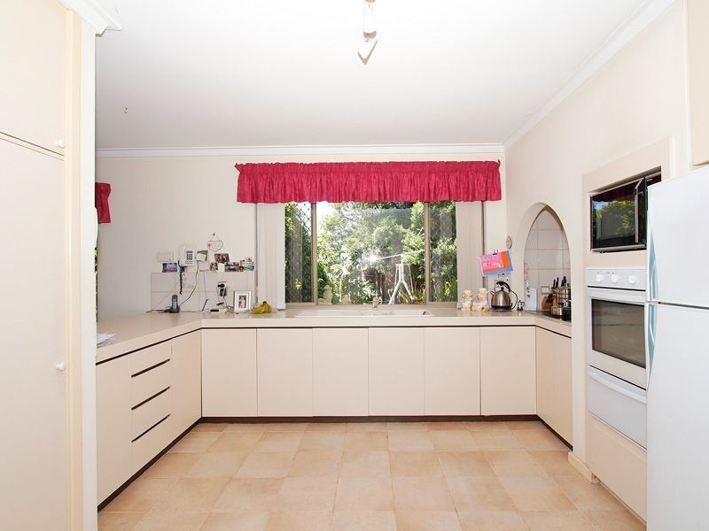 17 Bellairs Road, Kardinya WA 6163
