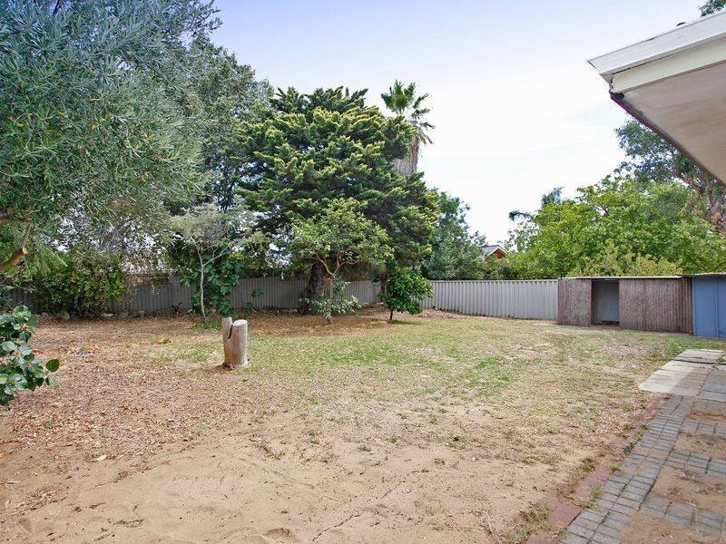 105B Mills Street, Coogee WA 6166