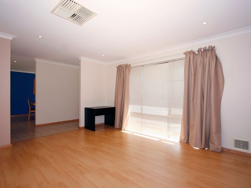 91 Keslake Way, Parkwood WA 6147