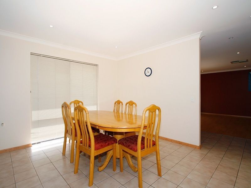 91 Keslake Way, Parkwood WA 6147