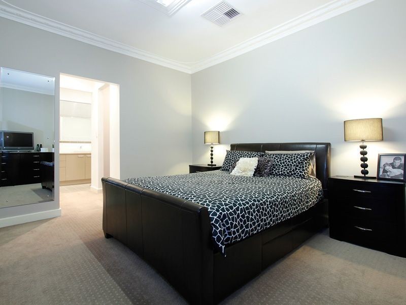 7 Chamberlain Street, O’connor WA 6163