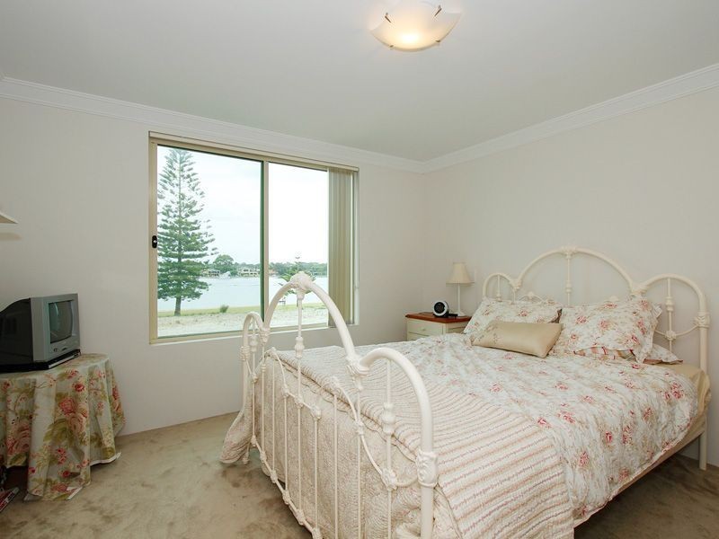 2/28 Vivaldi Drive, Mandurah WA 6210