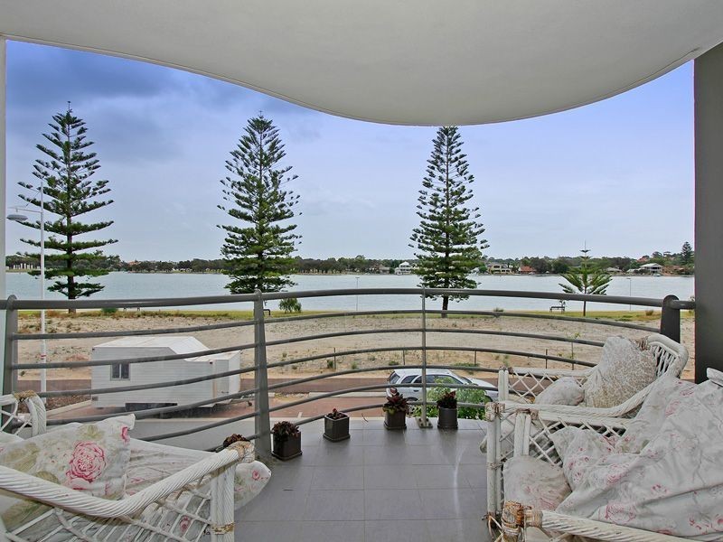 2/28 Vivaldi Drive, Mandurah WA 6210
