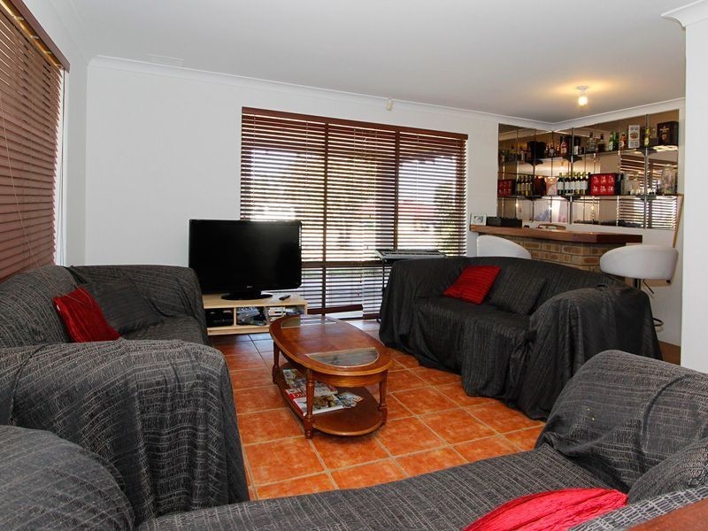 1 Plover Drive, Yangebup WA 6164