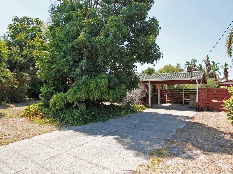 12 Fagence Way, Thornlie WA 6108