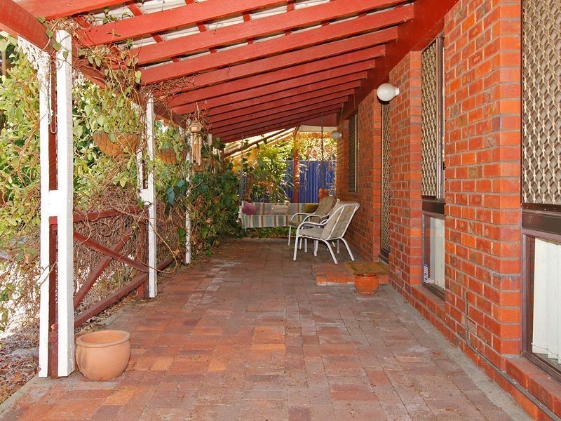 12 Fagence Way, Thornlie WA 6108