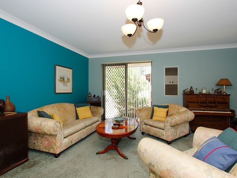 12 Fagence Way, Thornlie WA 6108
