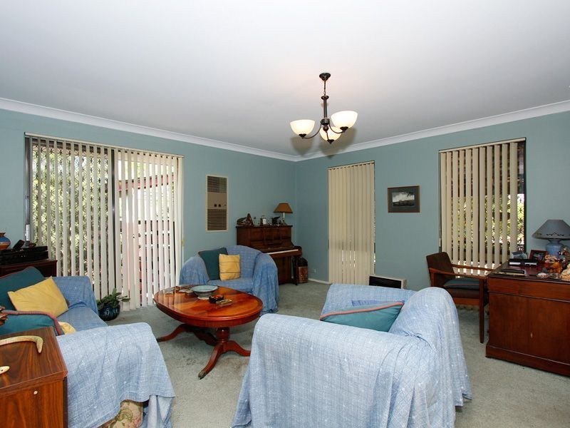 12 Fagence Way, Thornlie WA 6108