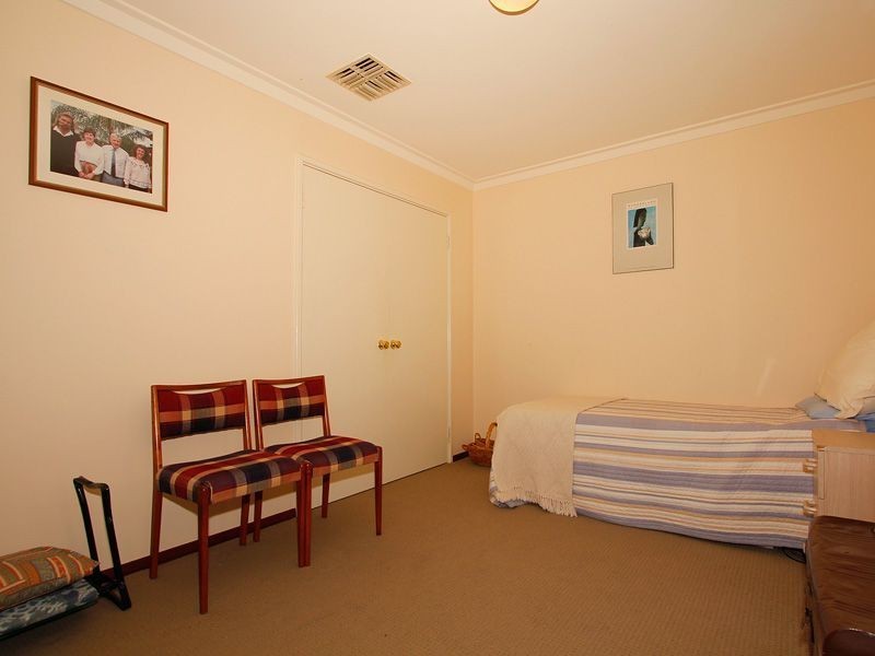 10 Callaway Crescent, Kardinya WA 6163