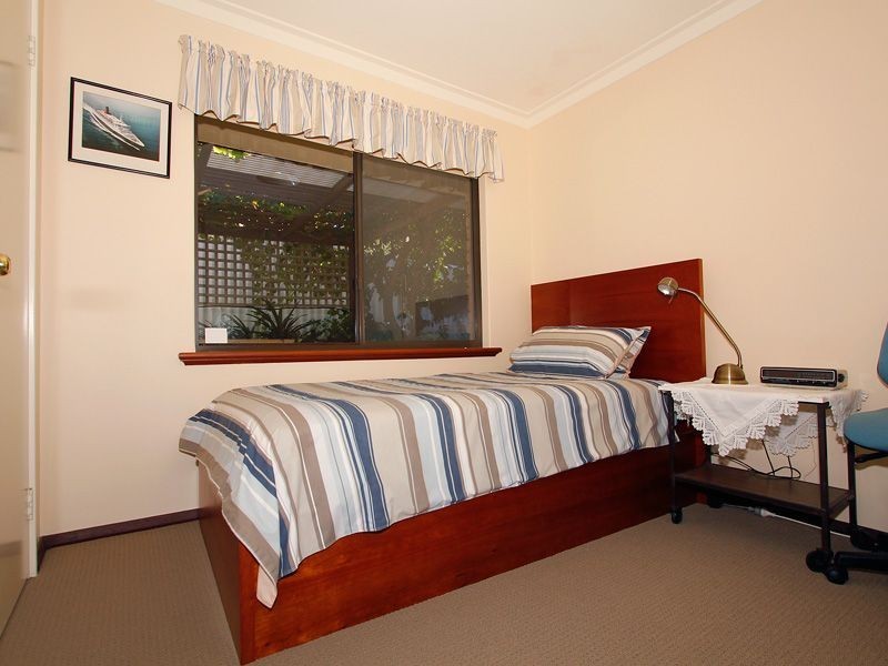 10 Callaway Crescent, Kardinya WA 6163