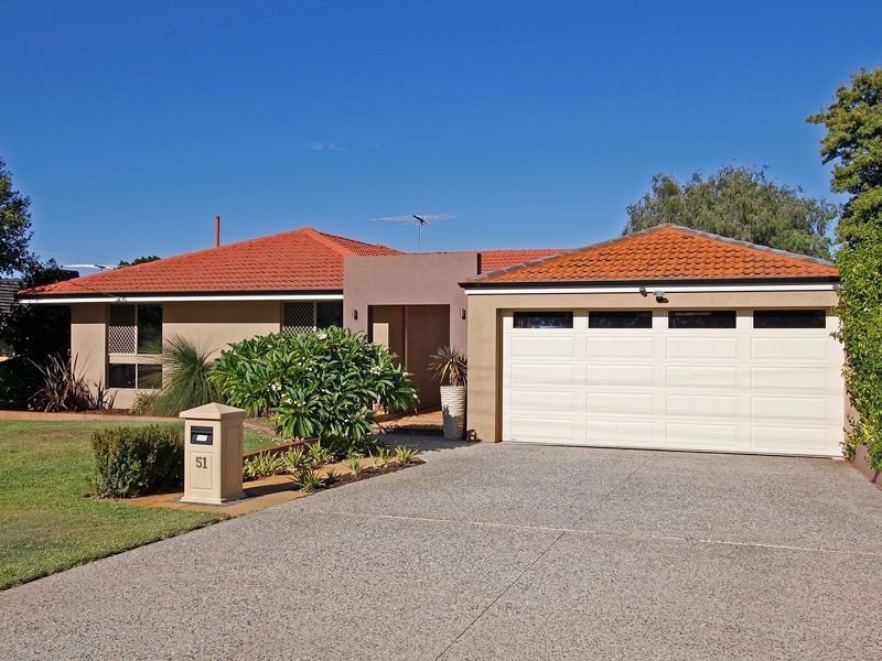 51 Davies Crescent, Kardinya WA 6163