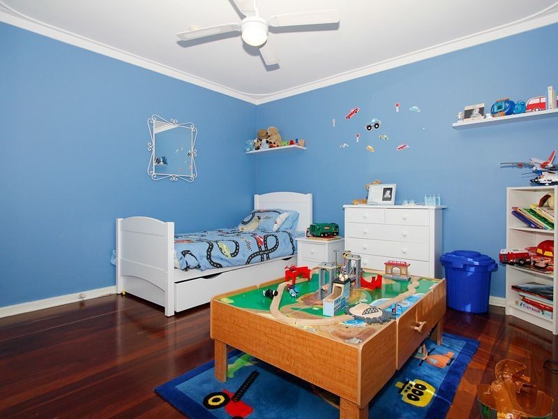 51 Davies Crescent, Kardinya WA 6163