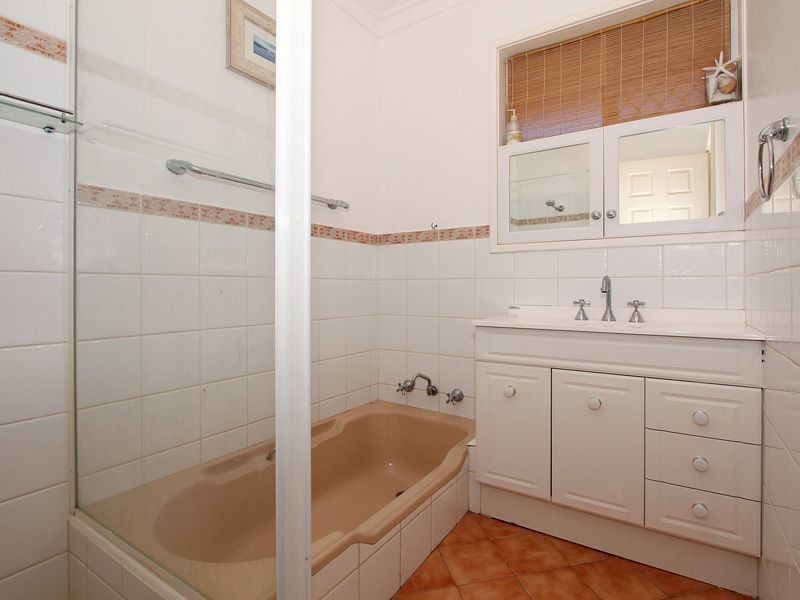 51 Davies Crescent, Kardinya WA 6163