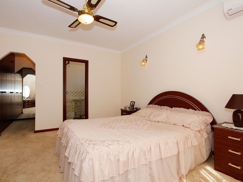 2 Letchford Street, Samson WA 6163