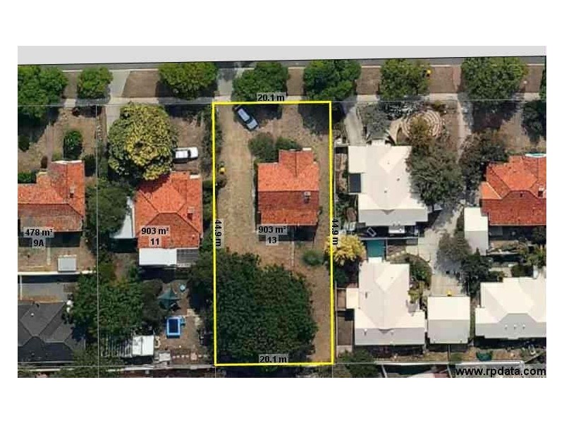 13 Nicholas Crescent, Hilton WA 6163