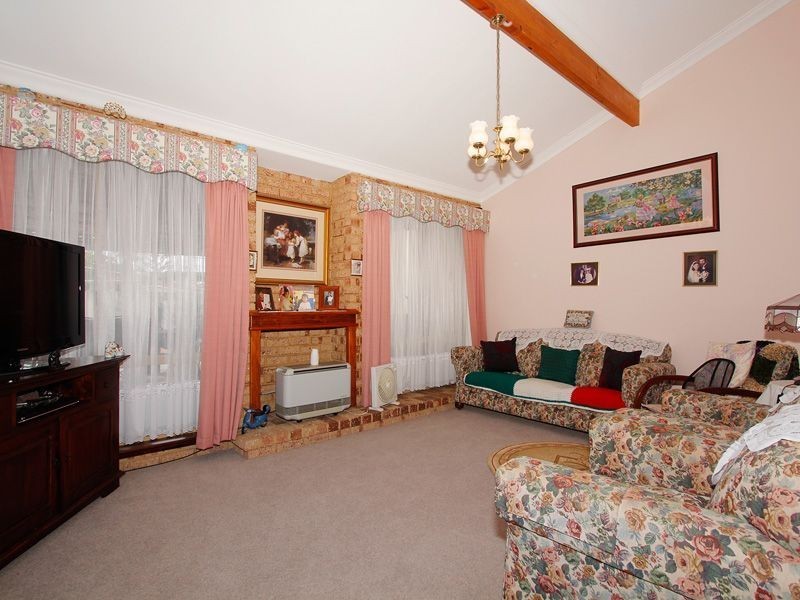16 Hebbard Street, Samson WA 6163