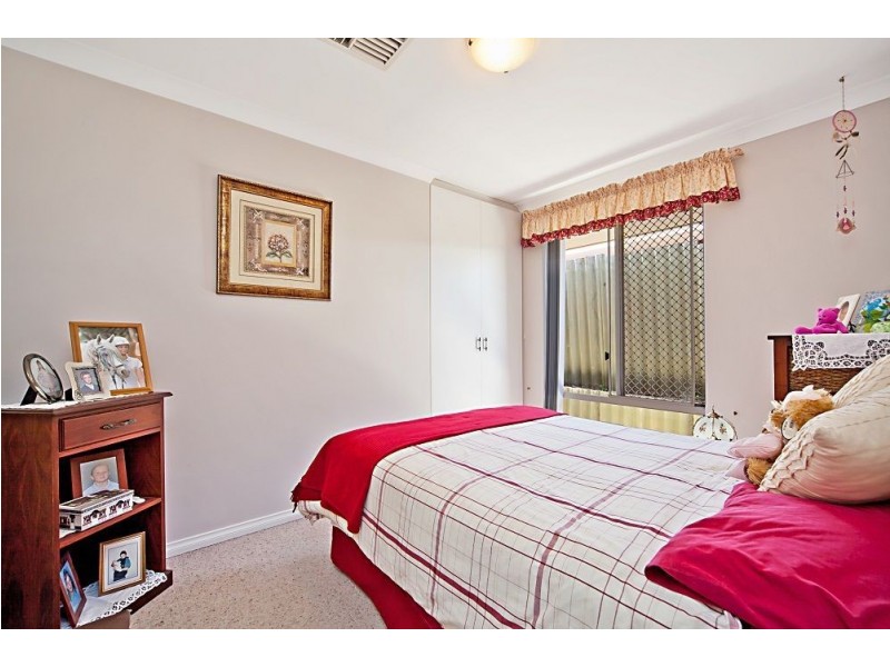 32 Wellesley Way, Samson WA 6163