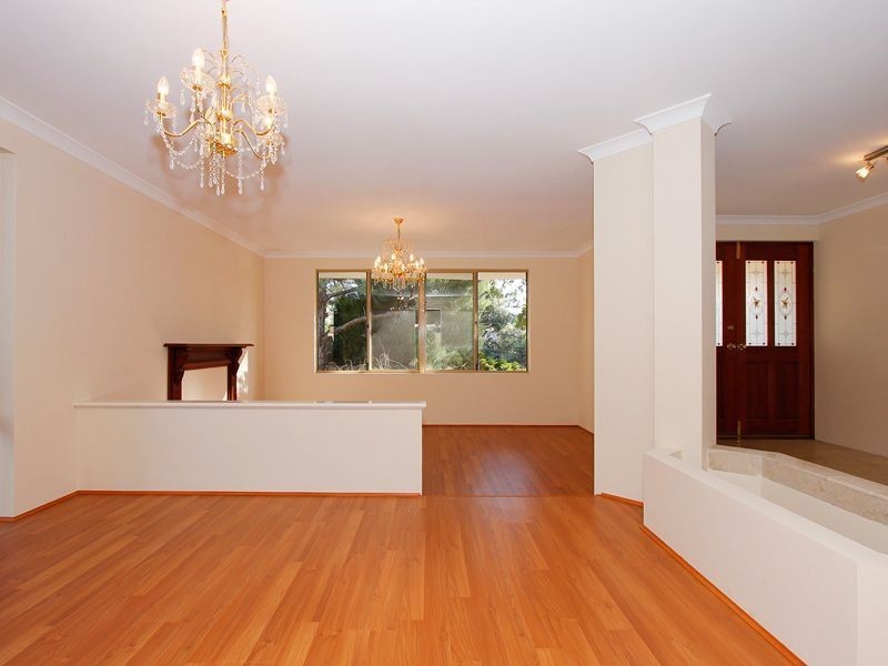 39 Kingsmill Gardens, Winthrop WA 6150