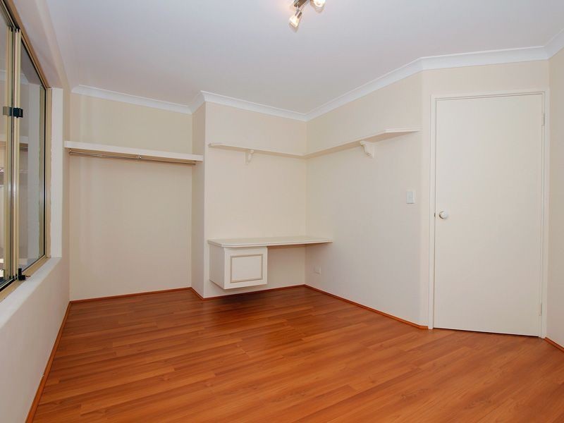 39 Kingsmill Gardens, Winthrop WA 6150