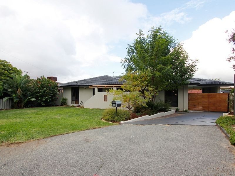 8 Gough Place, Samson WA 6163