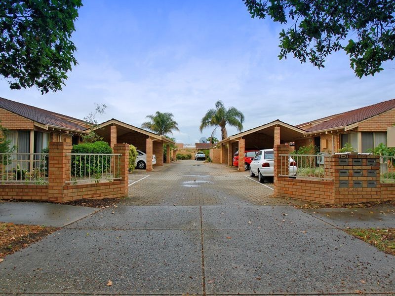 2/1 Ince Road, Attadale WA 6156