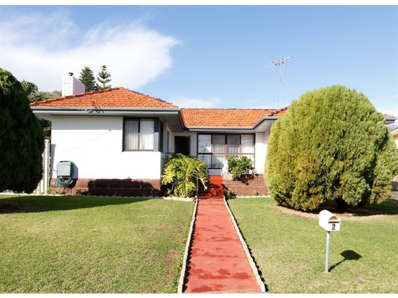 2 Collick Street, Hilton WA 6163