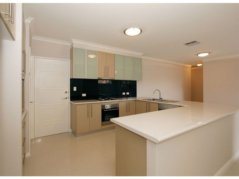 C/124 Gilbertson Road, Kardinya WA 6163