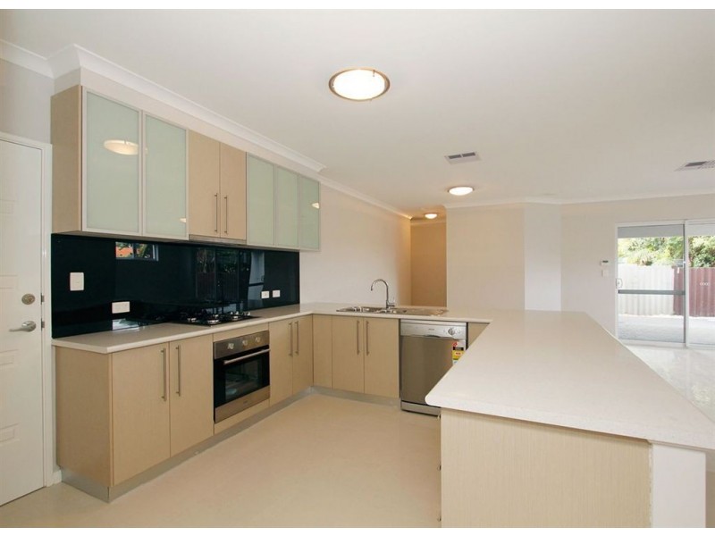 C/124 Gilbertson Road, Kardinya WA 6163
