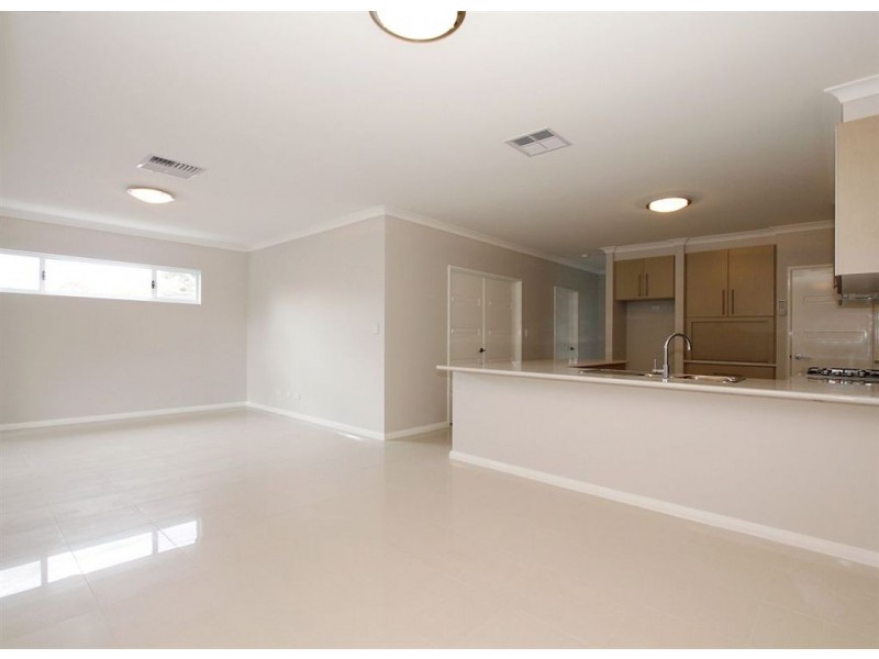 C/124 Gilbertson Road, Kardinya WA 6163