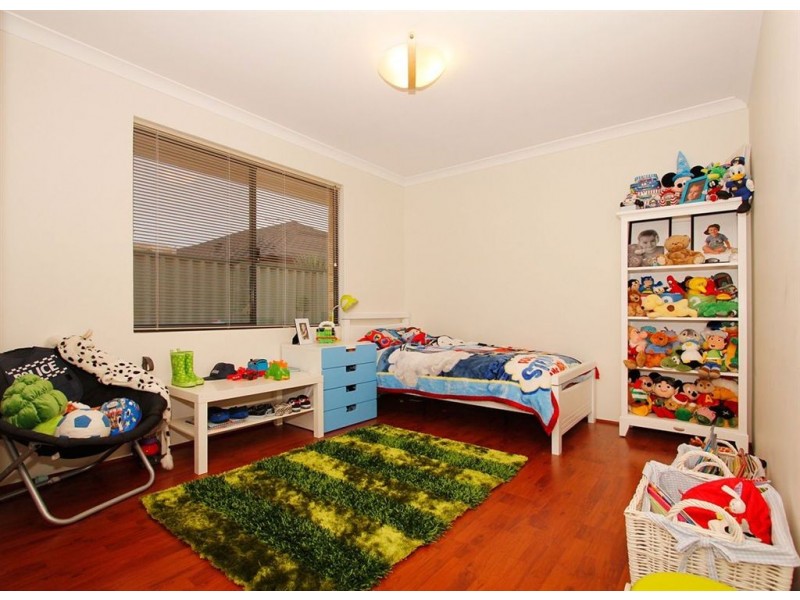 23 Blue Mountain Circuit, Aubin Grove WA 6164