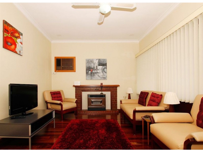 20 Arkwell Street, Willagee WA 6156