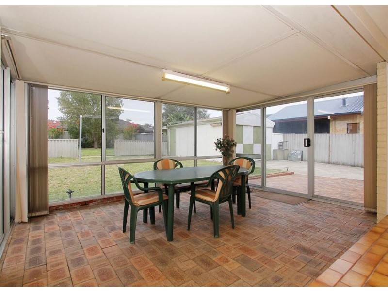 20 Arkwell Street, Willagee WA 6156